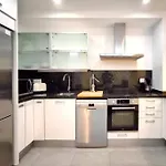Acogedor Apartamento En Barcelona, Zona Tranquila