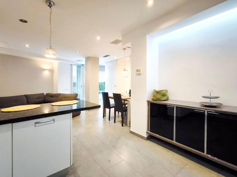 Acogedor En Barcelona, Zona Tranquila Apartment Barcelona